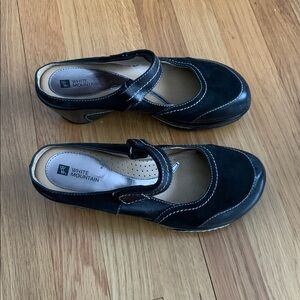 White mountain Women's Mary Jane Black Wedge Shoes size 9
